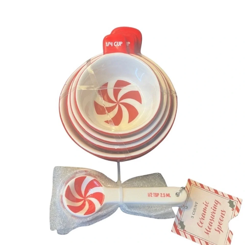 Candy Cane Measuring Cups/Spoons Set NWT